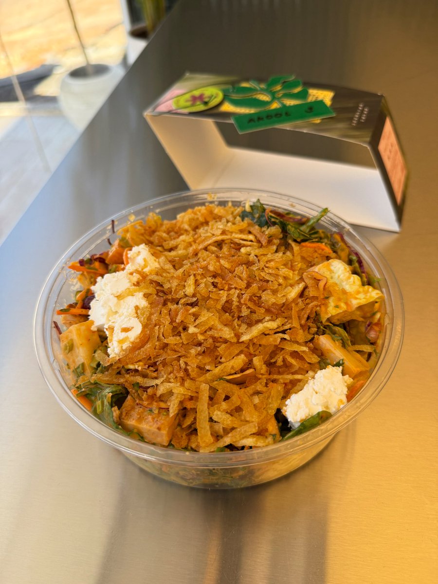 AkooL 🍔 اكول tweet media