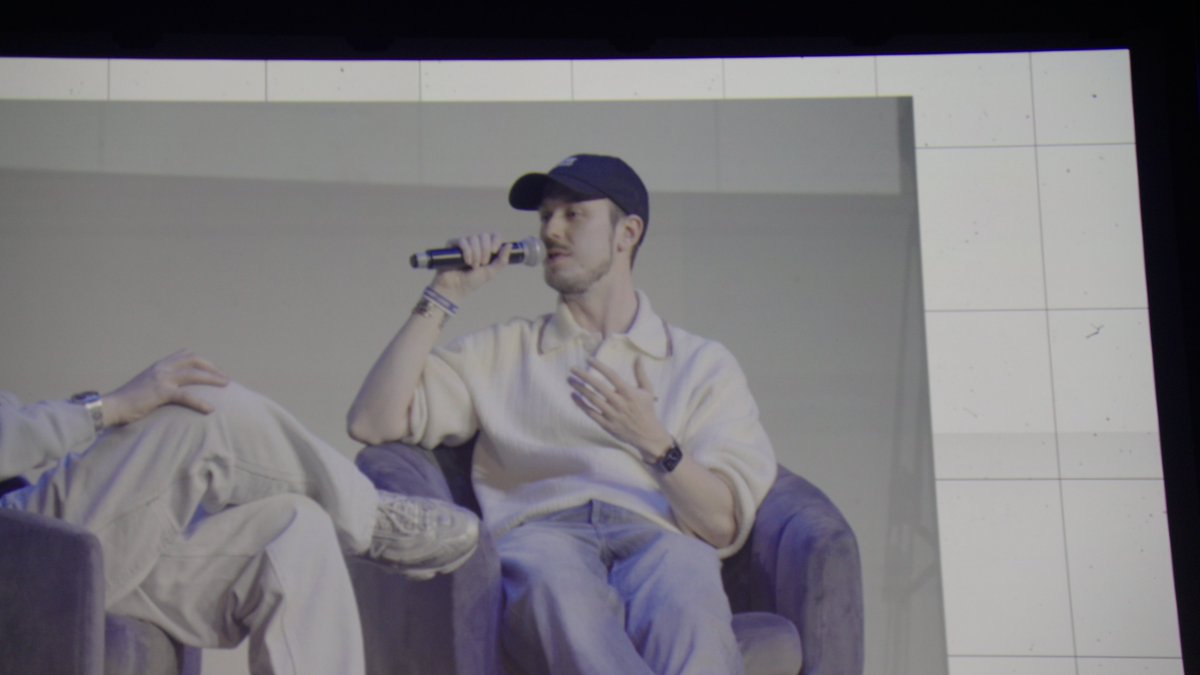 JauFrames - MONTEUR VIDÉO 🎞️ tweet media