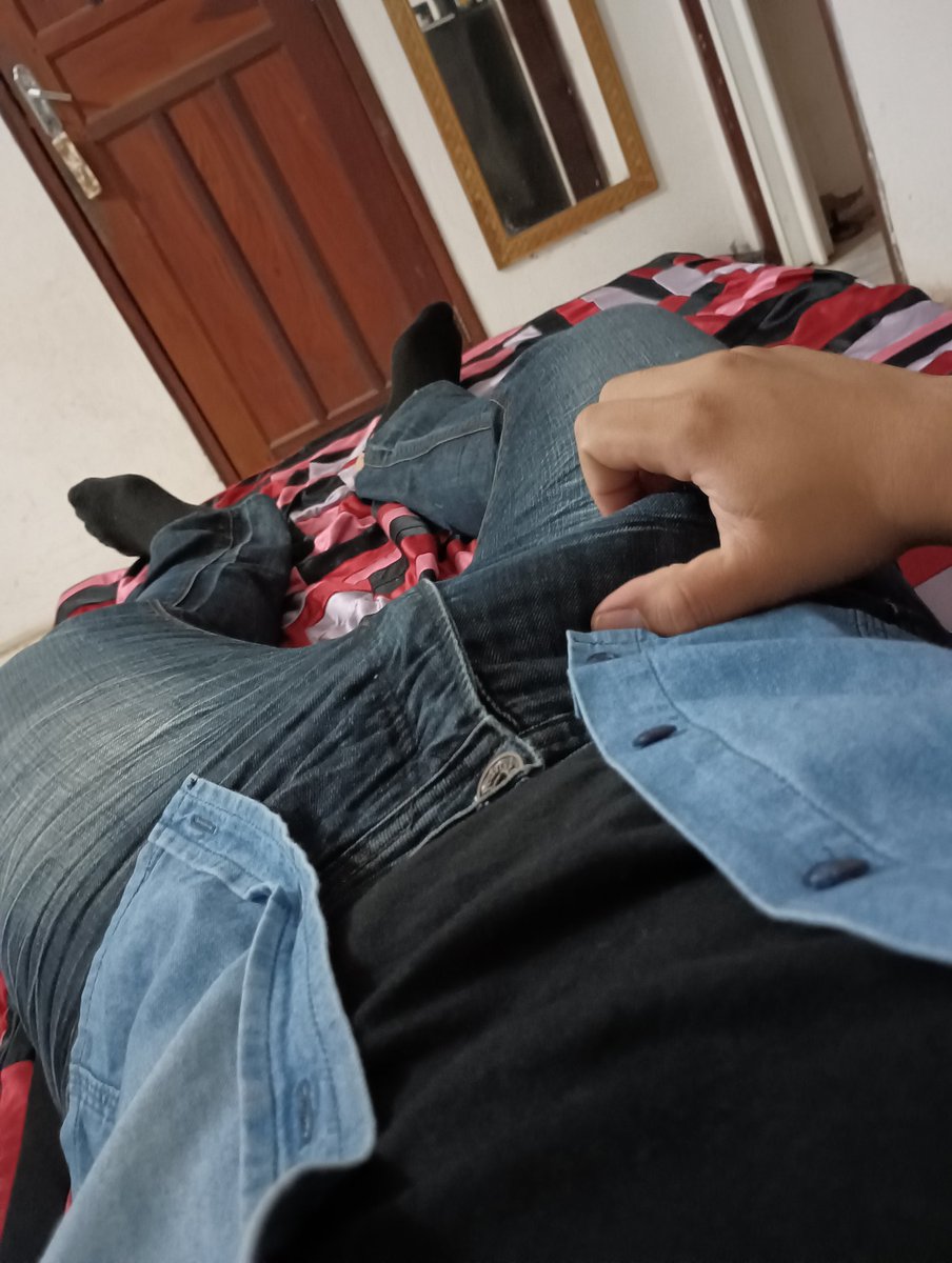 Chegando em casa com preguiça até de  tirar a roupa😅