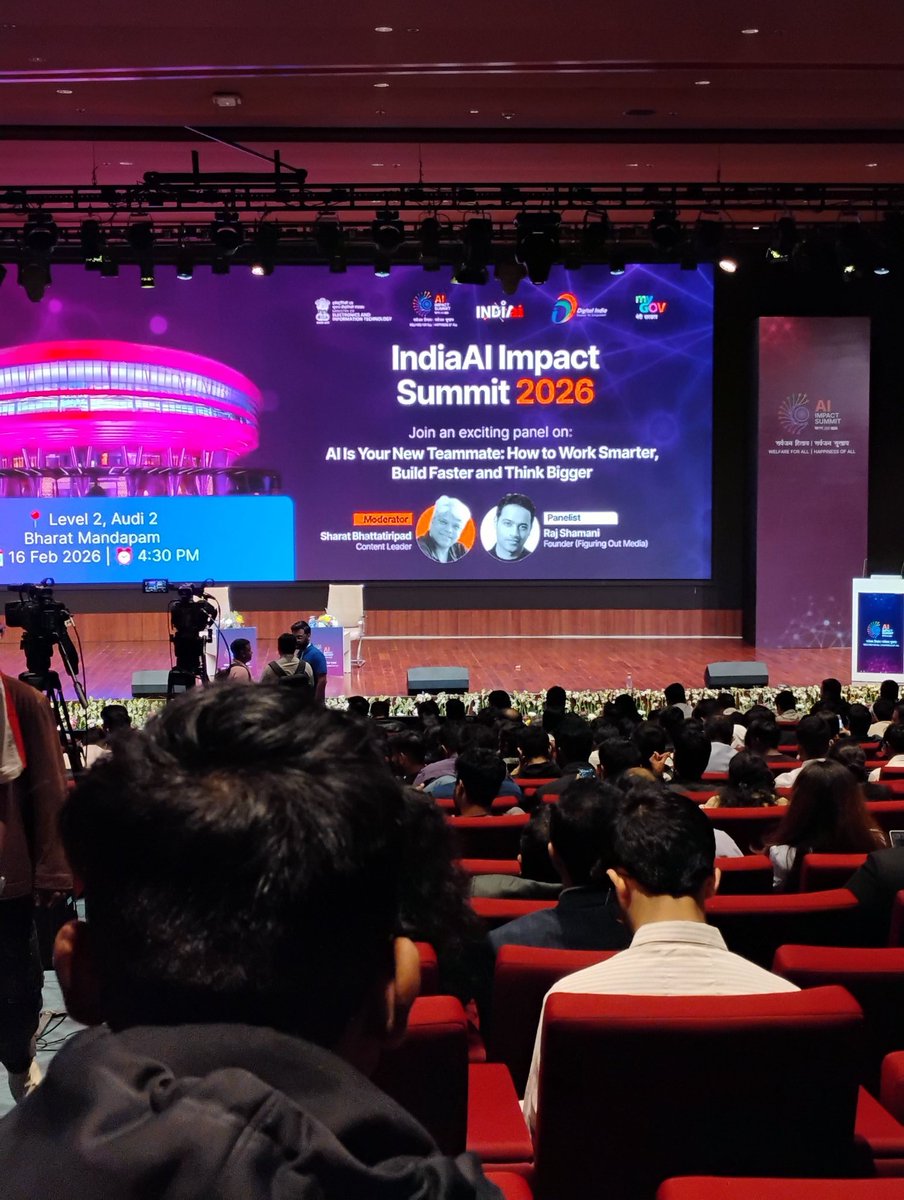 deepak_prem27's tweet photo. अतुल्य भारत!

#IndiaAISummit2026 #IndiaAIImpactSummit2026 #ai #india @ITPODesk @PMOIndia https://t.co/OHU33dszCS