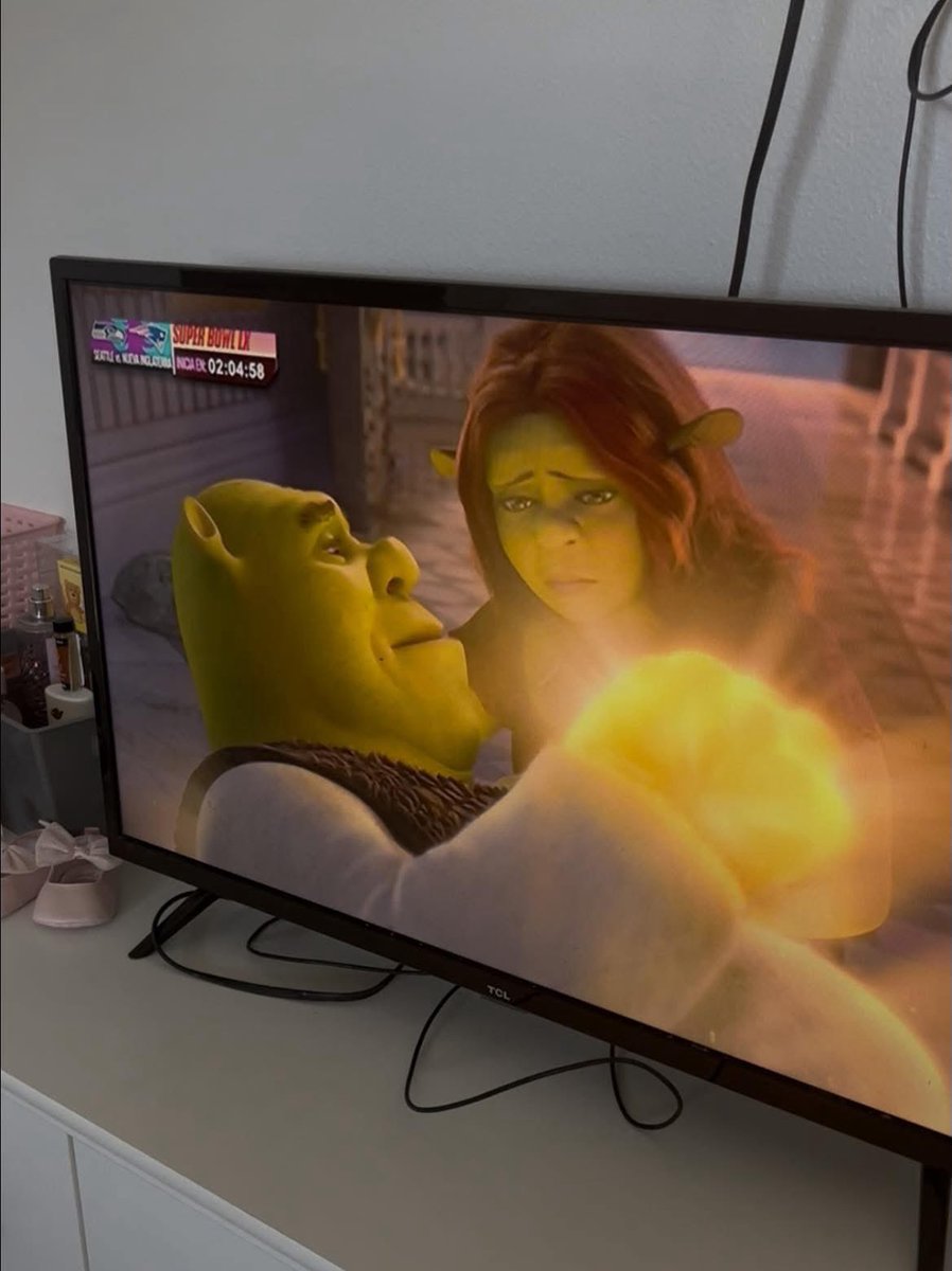 netflix: 150 filmes novos para assistir 
eu: verei shrek de novo