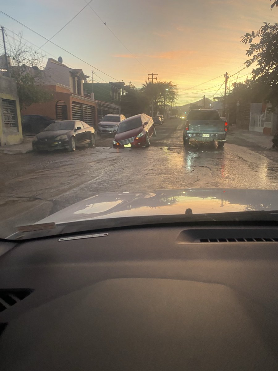 robartu1's tweet photo. @hiramrodriguez1 @HermosilloGob Hoy en la mañana, Rebeico y Piña https://t.co/LFrQ4Nu1MU