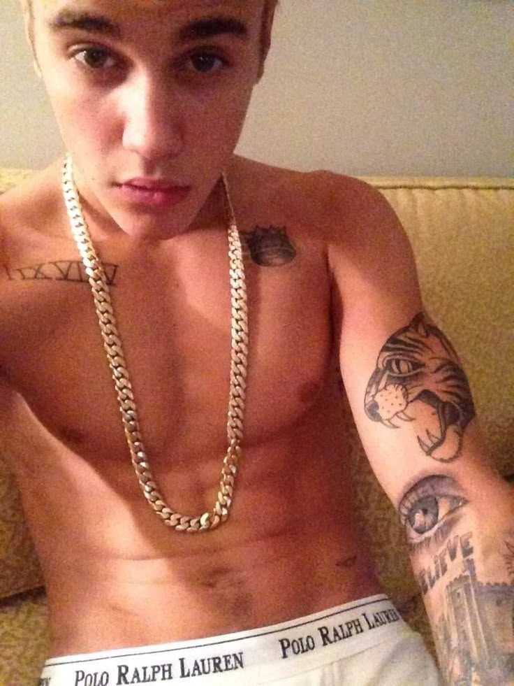 best of bizzle (@thebestofbizzle) on Twitter photo 