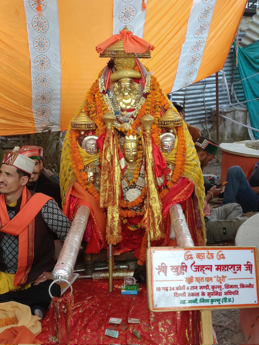 Vivekizm's tweet photo. Dev Pundrik Rishi.
Dev Hurang Narayan.
Dev Paindal Rishi. 
Dev Khuddi Jahal.

#MandiShivratri https://t.co/7MhlZQD9DX