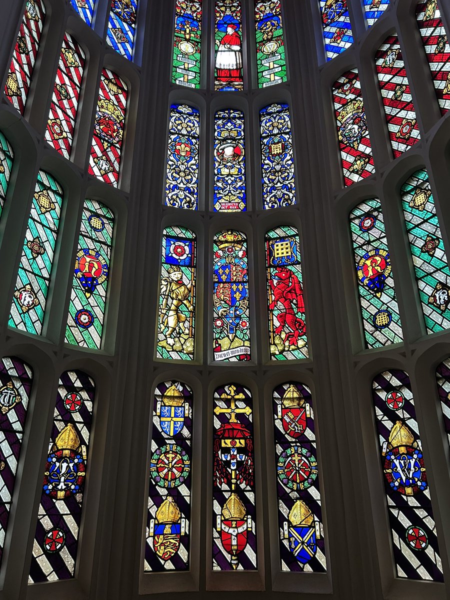 Miss Dabb🦦 tweet media