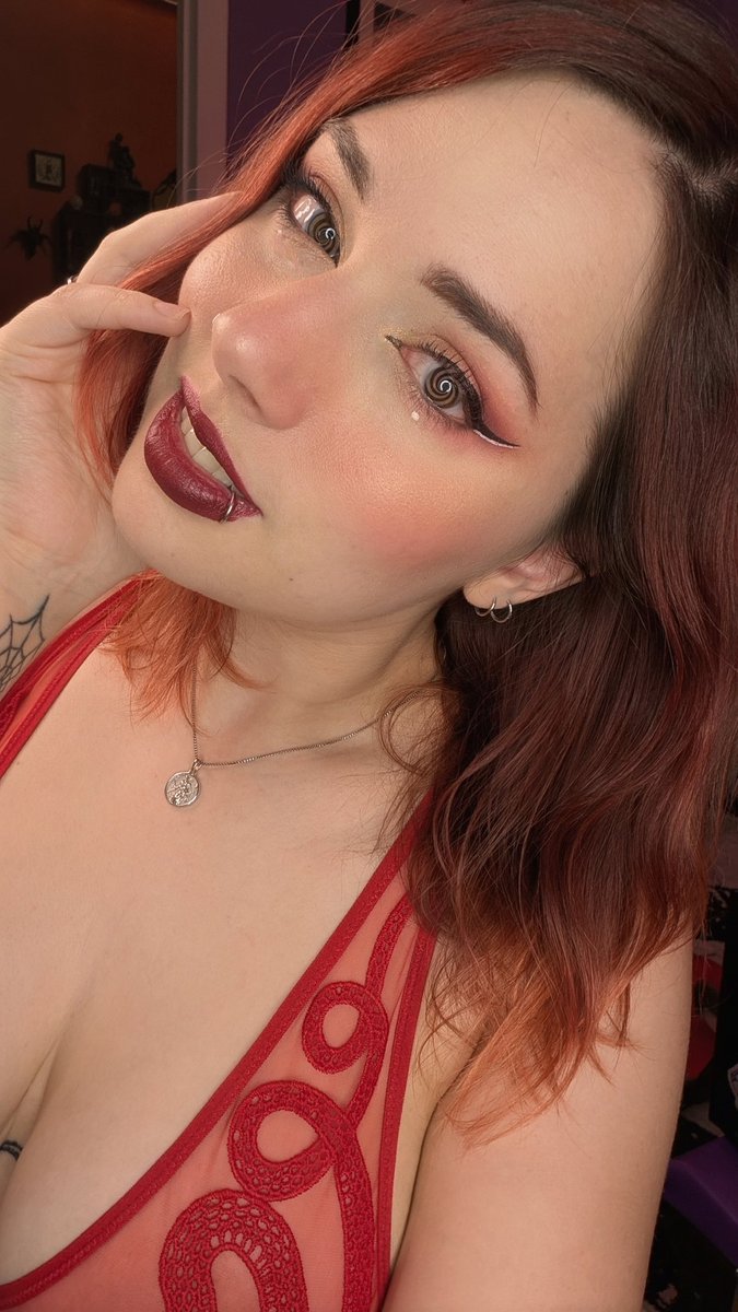 <a href="/iWantClips/">iWantClips</a> is giving Me 100% payout for the next week! You already know what I want to see.

Buy. Tribute. Get that one clip you've been eyeing and then descend into a full binge you lose control of. 

That's a good boy/girl. 🌀
