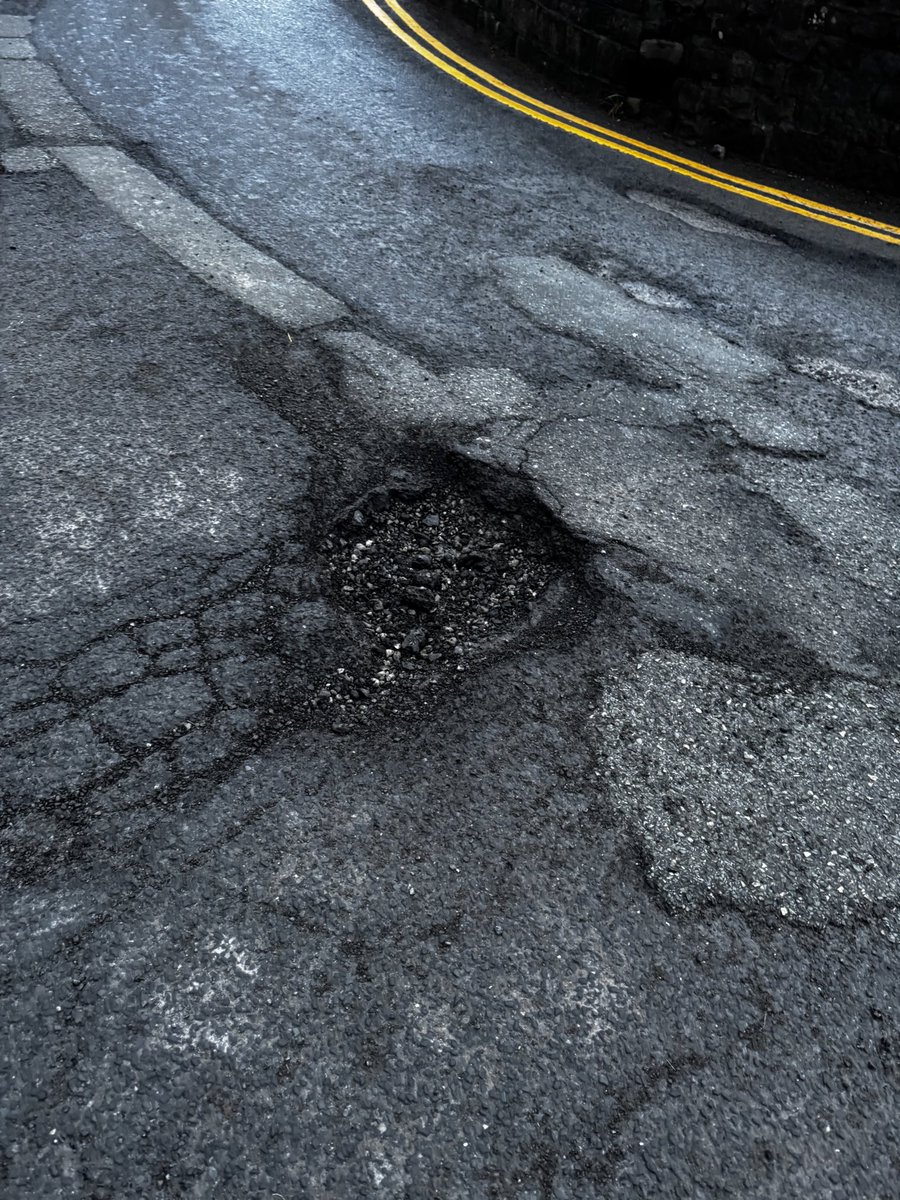 Bank on Dave tweet media