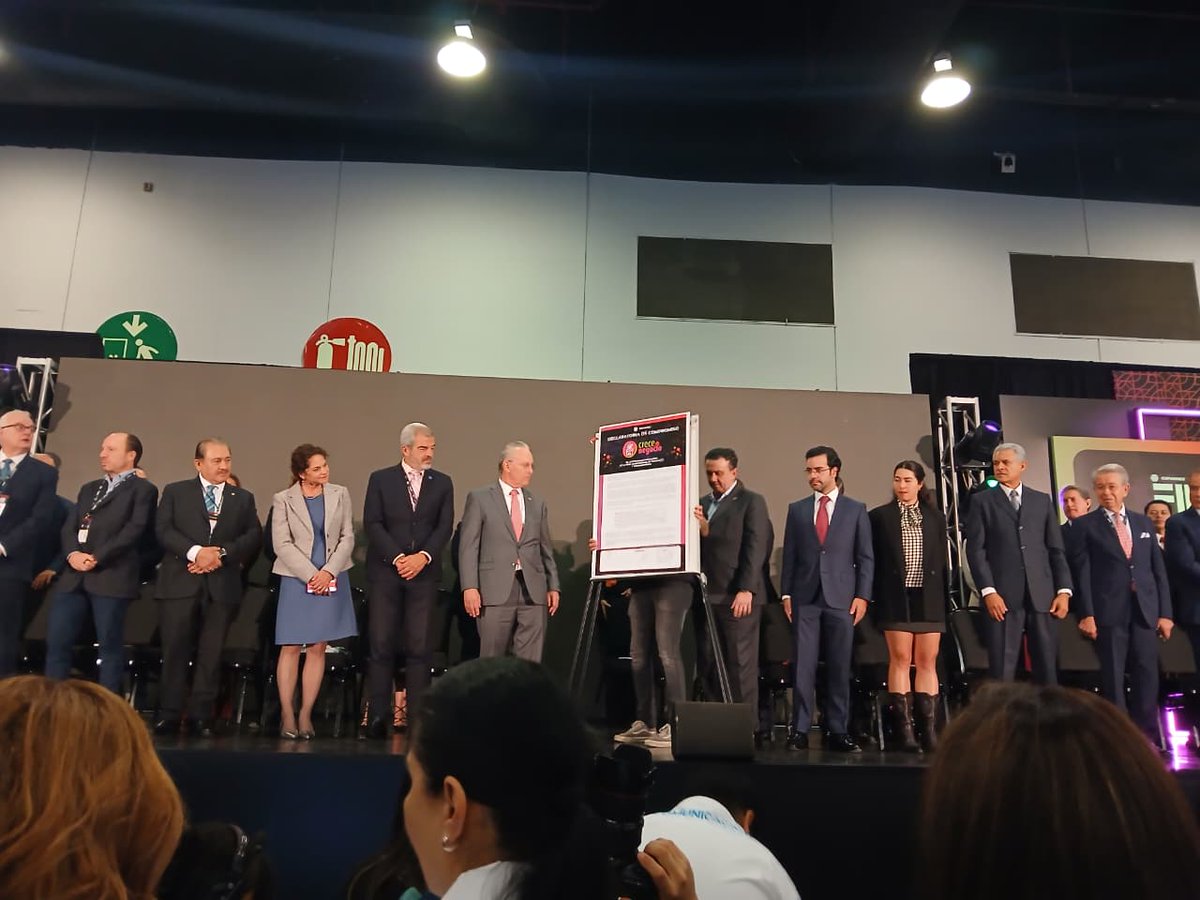 OITMexico's tweet photo. En días pasados, nuestro director @pedroamerico13 participó en la Feria Internacional de Innovación y Emprendimiento #FIIE 2026, un espacio creado para impulsar el desarrollo productivo, tecnológico y competitivo de las micro, pequeñas y medianas empresas, convocado por @COPARMEX https://t.co/TEM5KaWKzV