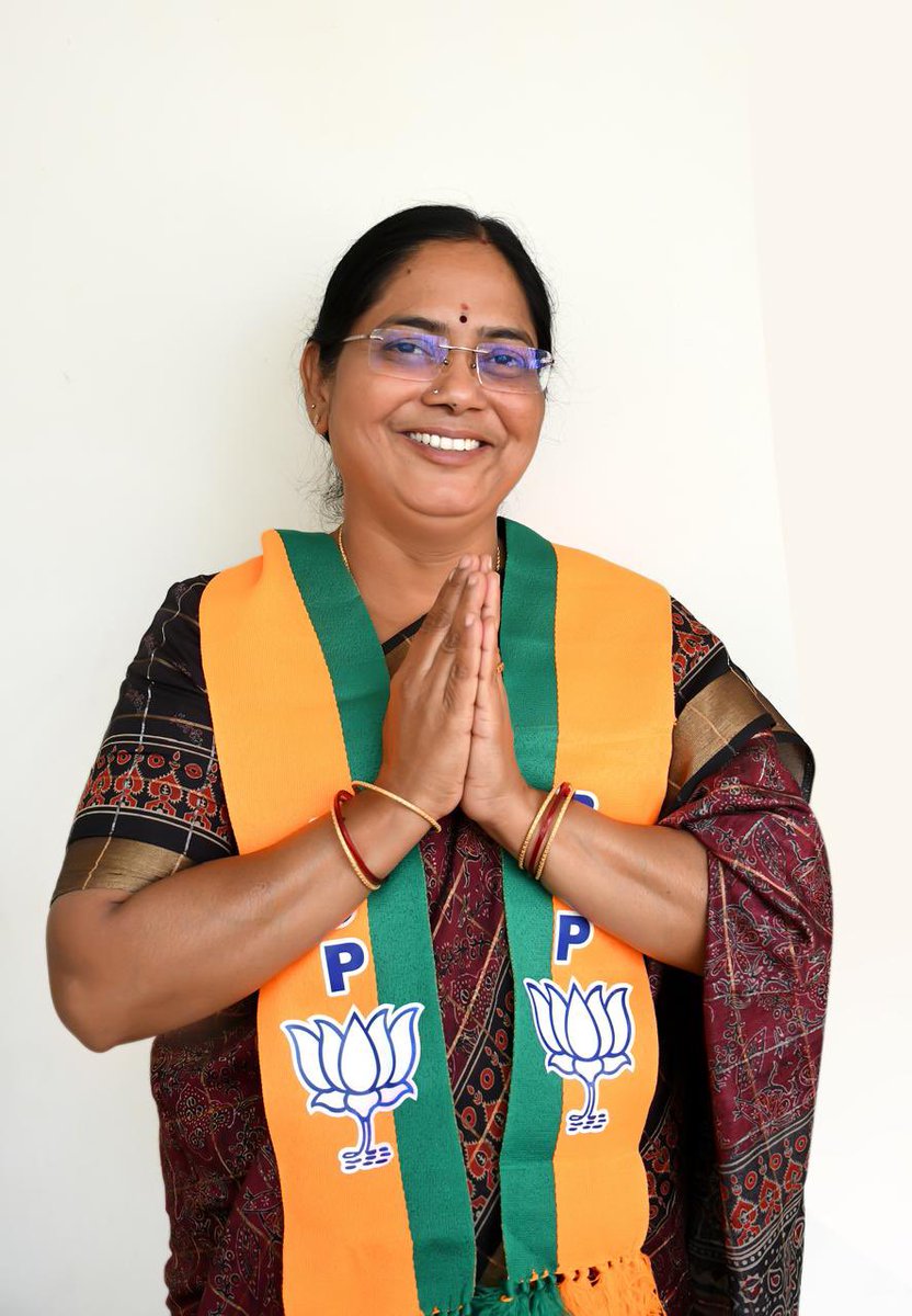 Congratulations to Smt. Konda Swetha garu on being elected as Municipal Chairperson of Narayanpet, and to Smt. Manjula garu on being elected as Vice Chairperson. Your victory reflects the growing trust in the leadership of Hon’ble PM Shri <a href="/narendramodi/">Narendra Modi</a> ji. Wishing you both a