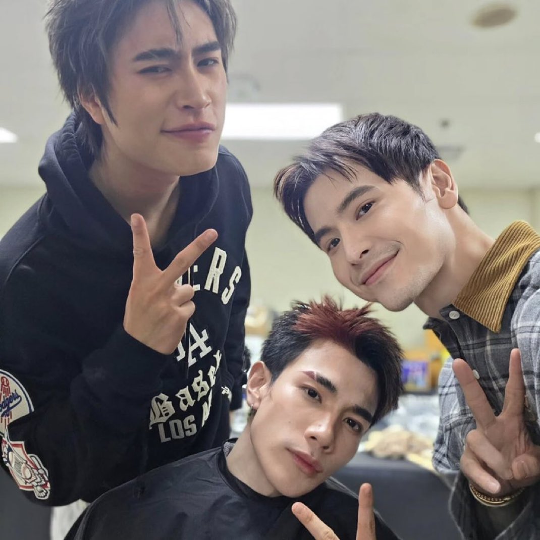 เห้ย ไอ่บ้อกเฝ้าบี๋ย้อมผมอ่อ