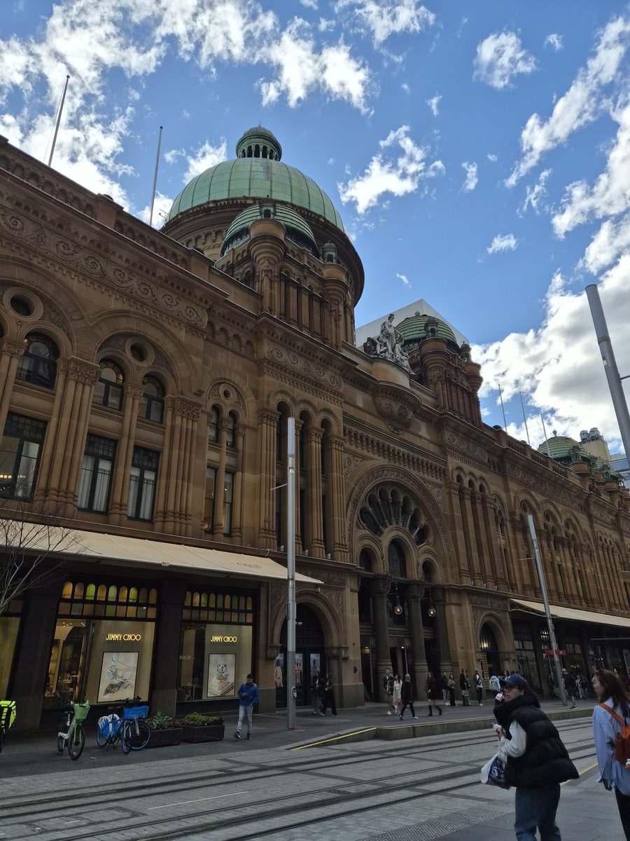 djaycoholyc's tweet photo. Krtika foto ngasal tapi lo di Sydney https://t.co/d2Q50TdJN0