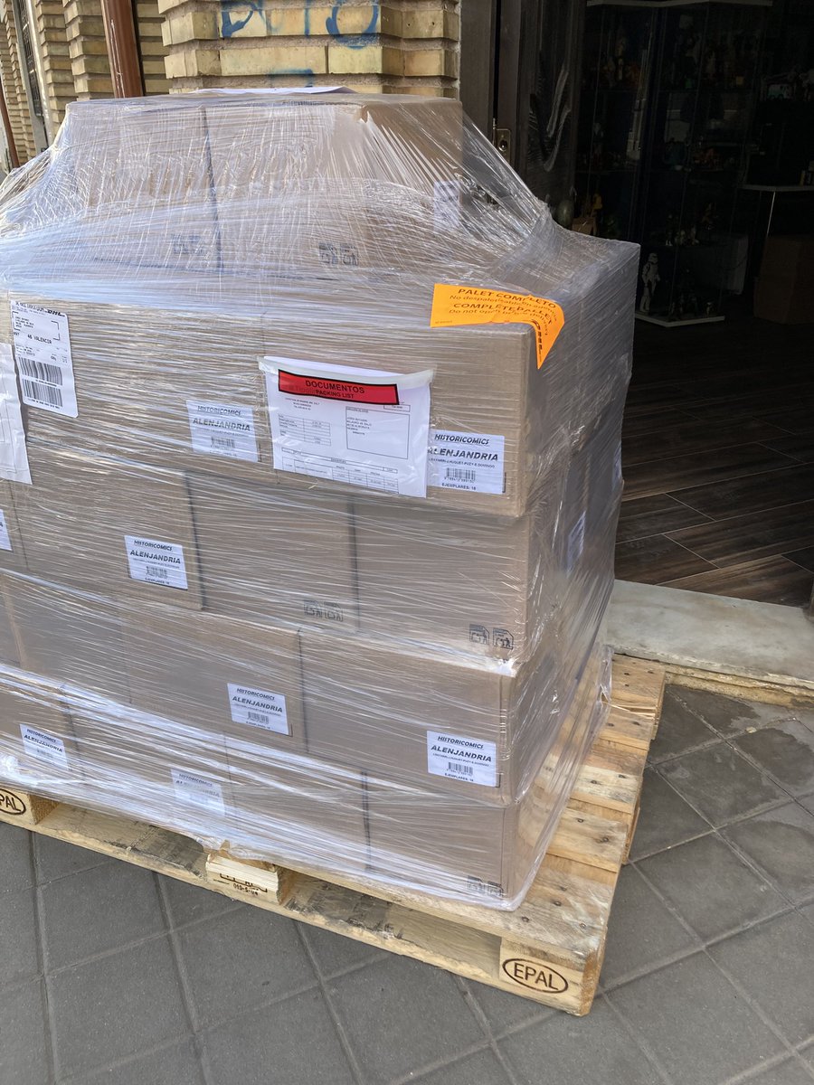 Palets turgentes llenos de tebeos en tu zona.