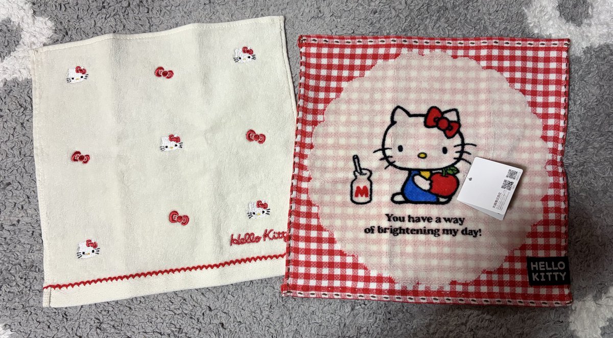 手拭かんのに可愛すぎて買ったﾊﾝｹﾁｰﾌ見てもろて…好きそうすぎるでしょう…
