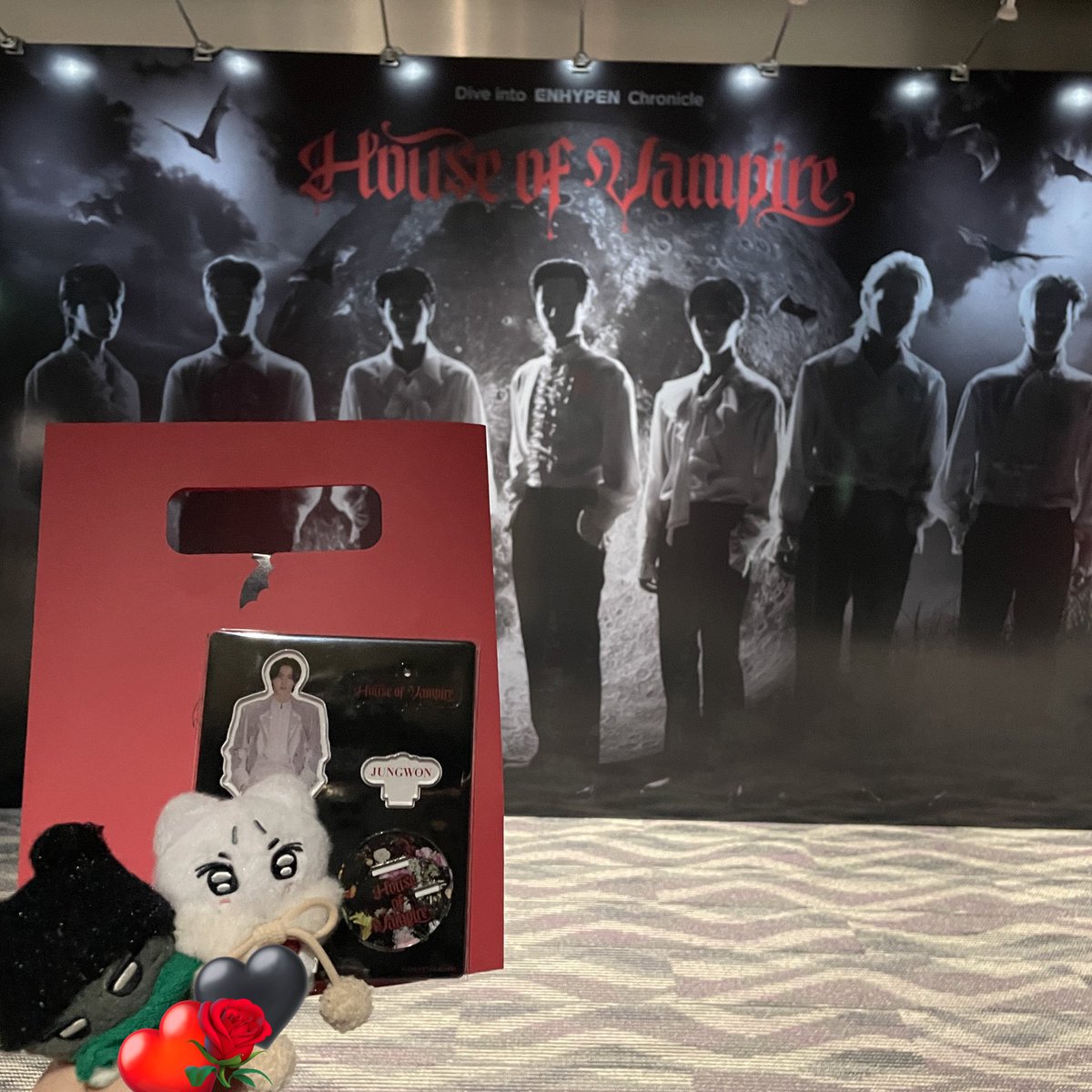 🥀House of Vampire🏰館主🧛🏻のジェイとジョンウォンからプレゼント