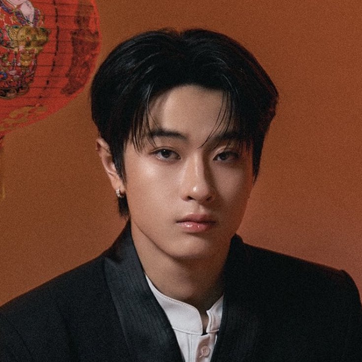 ด้วงเลี้ยงแปะมาจริง ๆ โตมาเปนเมะเหมือนกัน ๆ