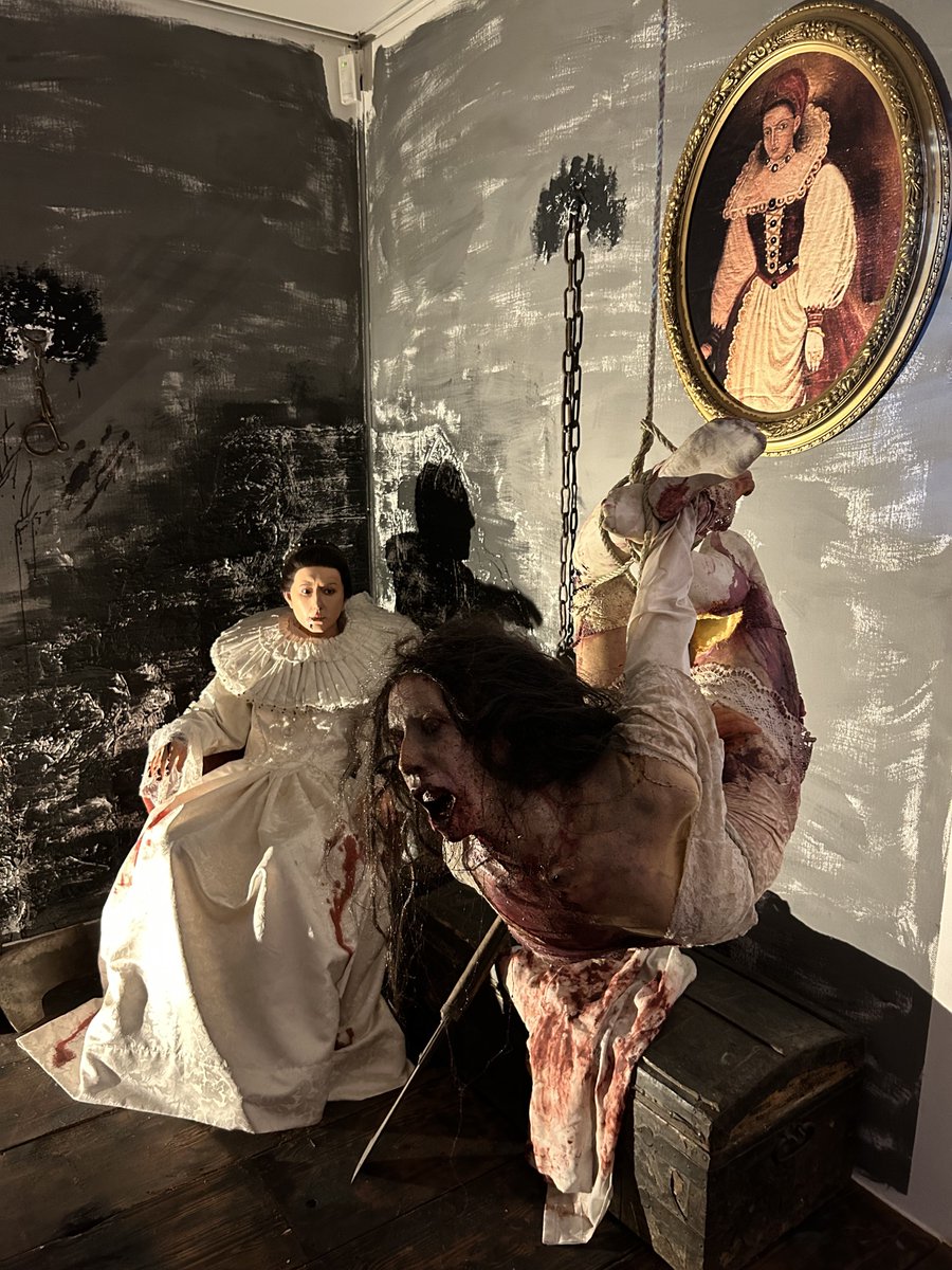 timelessflo's tweet image. Serial Killer Museum 🔪