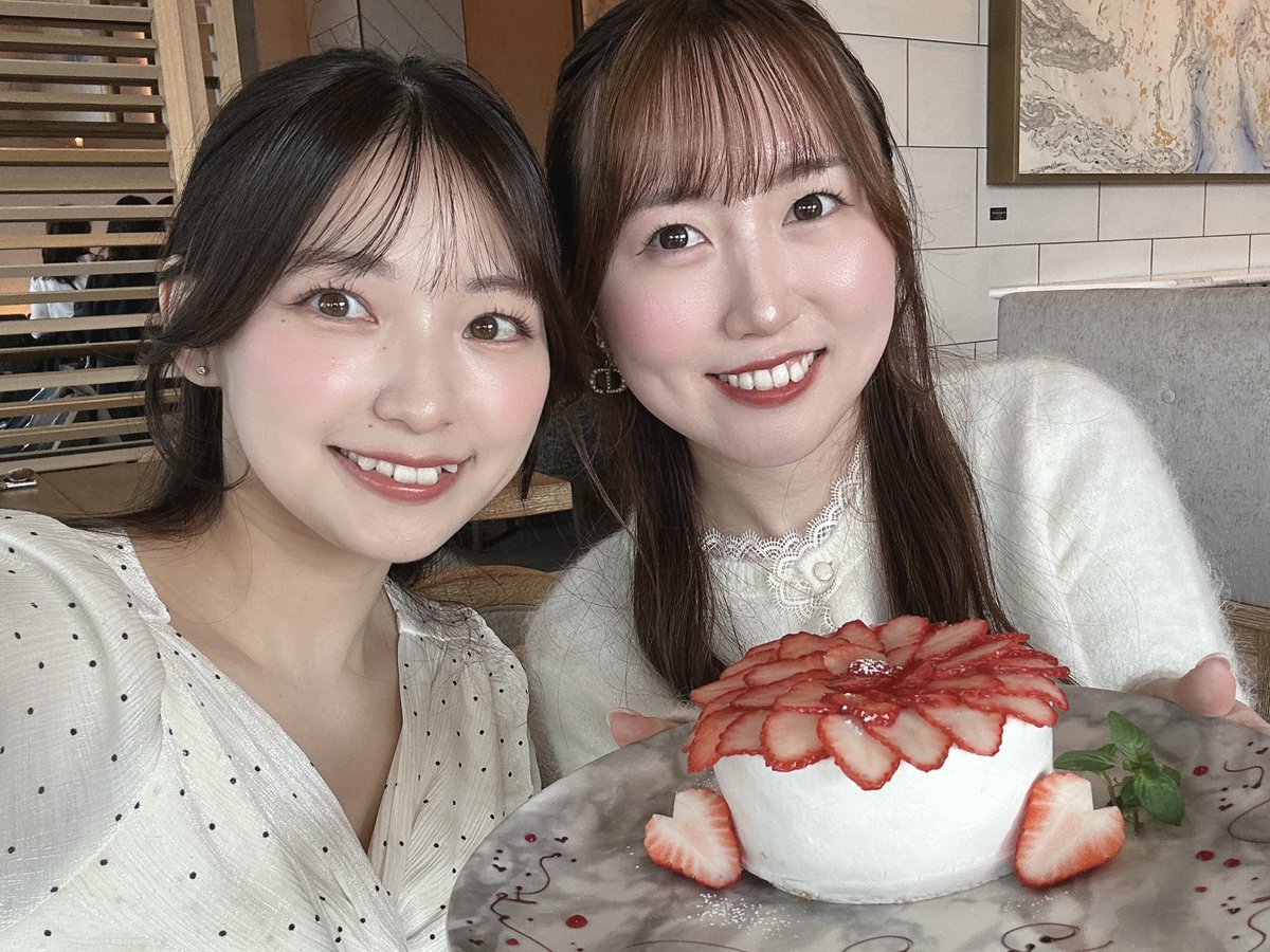 あんなんスイパラ今週日曜日です💖
週末練習してきたよ♡

ステージ❤︎12:45〜13:10
チェキ会❤︎13:30〜

ご予約はDMまで💌
ぜひ見に来てください〜！！