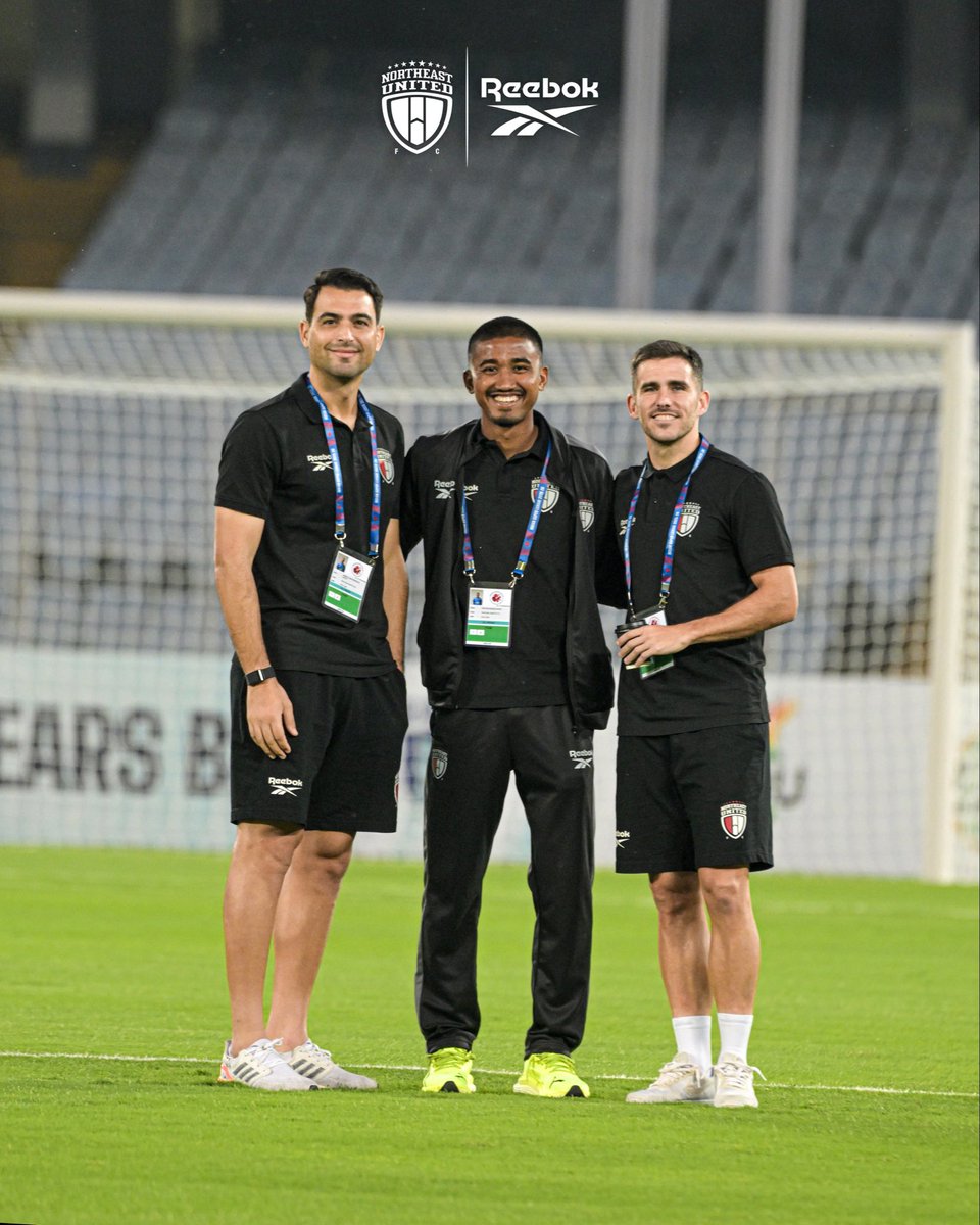 NEUtdFC's tweet photo. Soaking in the atmosphere!
@Reebok
(1/2)
Watch #EBFCNEU live from ISL Season 12, only on @FanCode and #SonySportsTen2.
#StrongerAsOne #8States1United #ISL12 https://t.co/XY6vGxWSgO