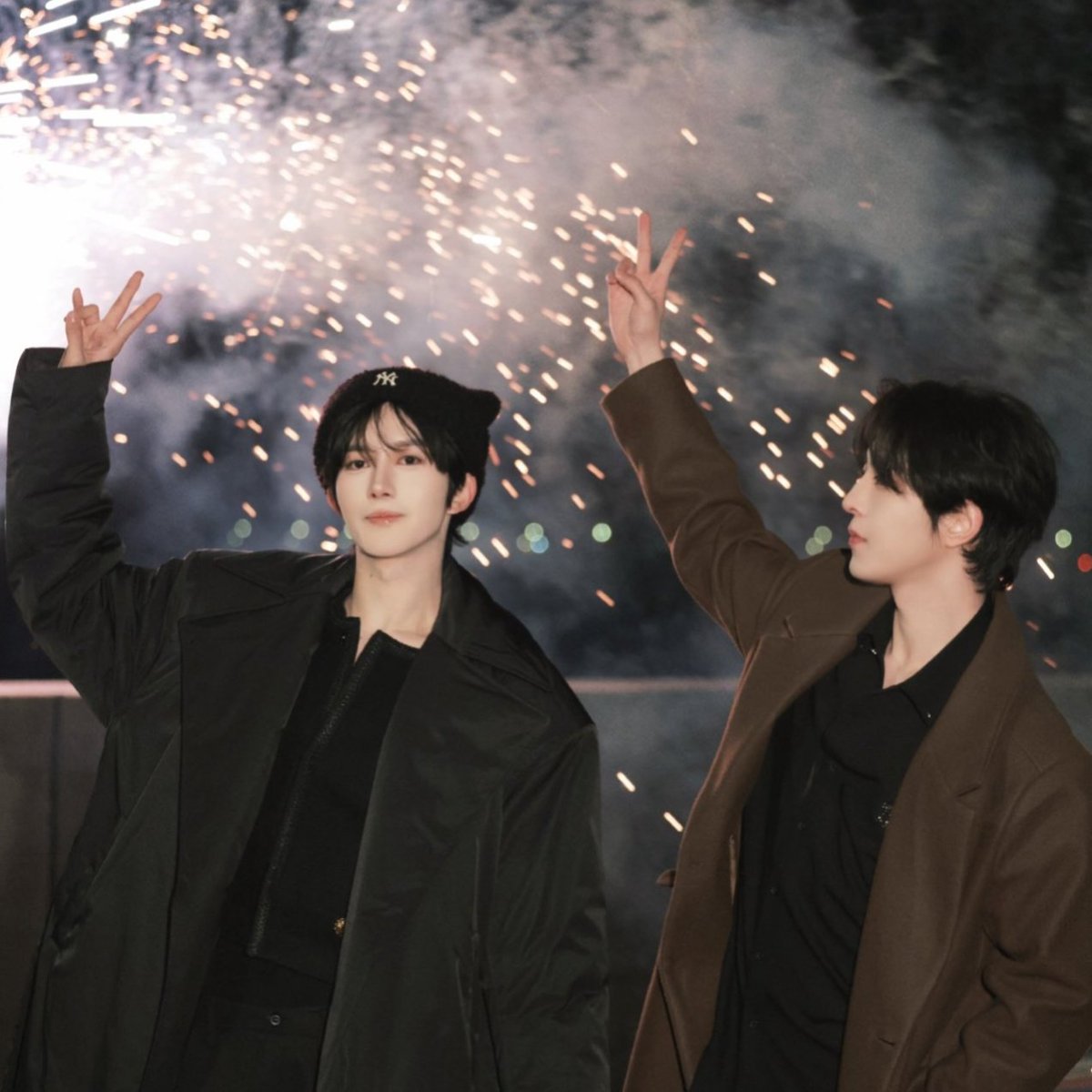 ต่างคนต่างเเอบมอง👀😍

#EliotHuang #KipukaQiu #XingQiu