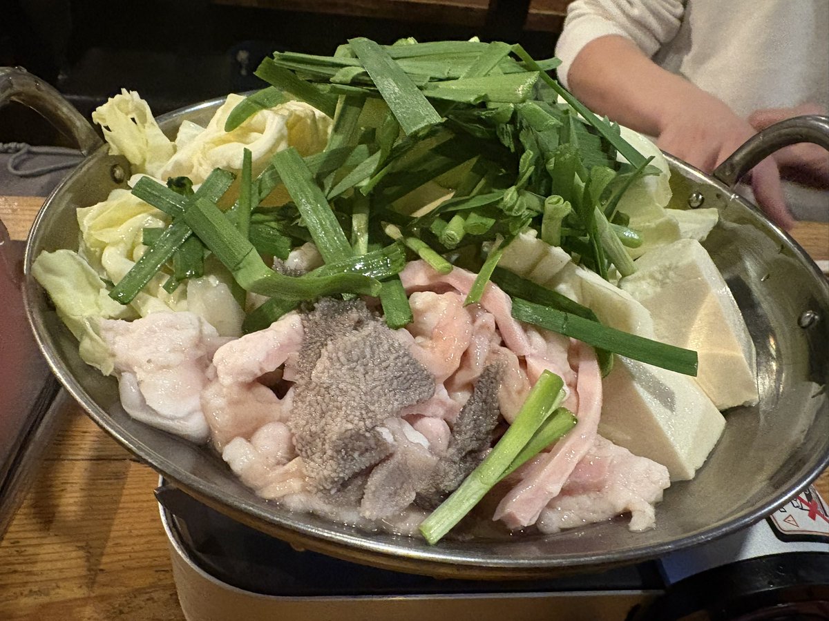 ガウちゃん(｢ﾟДﾟ)｢ｶﾞｳｶﾞｳ tweet media
