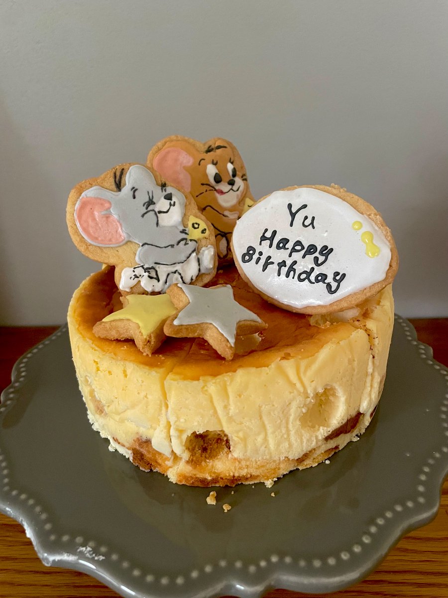 Yuくんのお誕生日ケーキは 彼が大好きな トムとジェリーの世界を