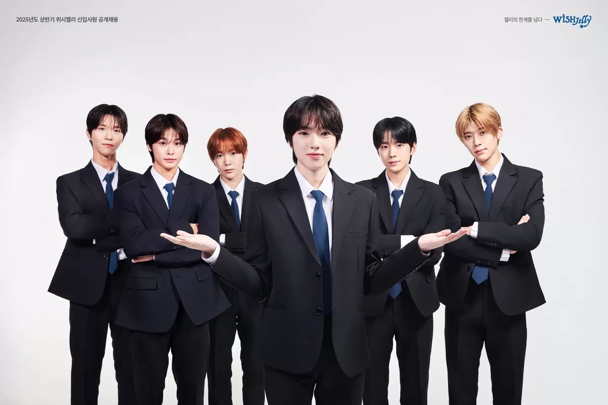 Hi everyone! We are looking for admins who value stories and togetherness. Just one click (forms.gle/4hhqTWsgZHYQrS…) to sign yourself into the 6th world of young souls with different colors of energy. We can’t wait for you to become part of our next new story.