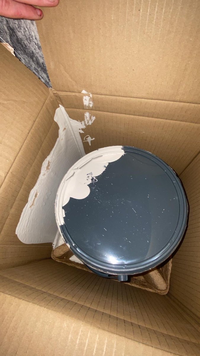 moorski83's tweet photo. @bandq_help This was the state of one of my home deliveries this weekend. The other 3 tubs where fine and sealed just hope I’ve got enough paint now 😡 https://t.co/IeN9insDRM