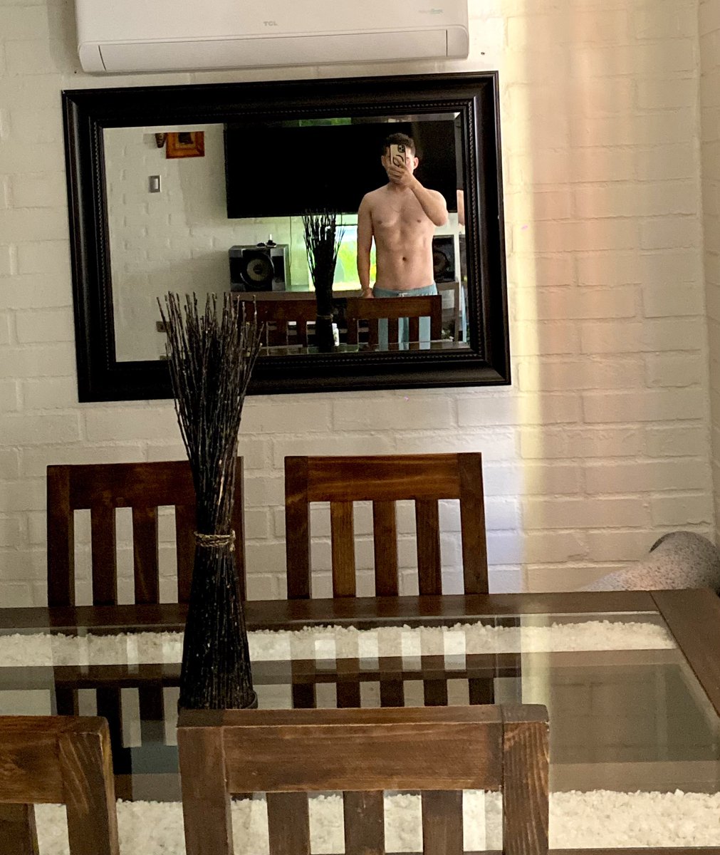 piphee24's tweet photo. Wenos días 🥵🥵 https://t.co/dZHYSdBIY9