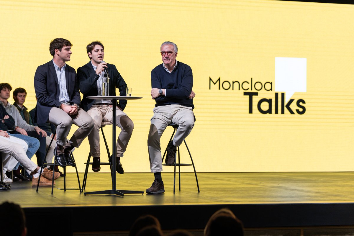 CM Moncloa tweet media