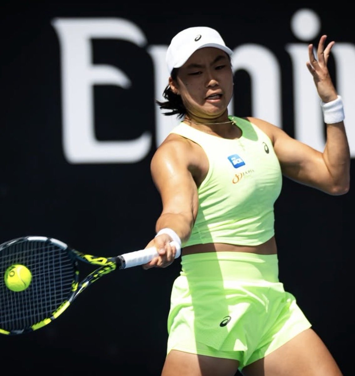 sea_sports_news's tweet image. JUST IN 🎾 Tennis | Janice Tjen 🇮🇩 defeats Leylah Fernandez 🇨🇦, 7-6(5), 6-4, in the second round of the WTA 1000 Dubai Duty Free Tennis Championships 2026.

Tjen is going to Round of 16! 

#TeamIndonesia
#SSN #SEASportsNews
