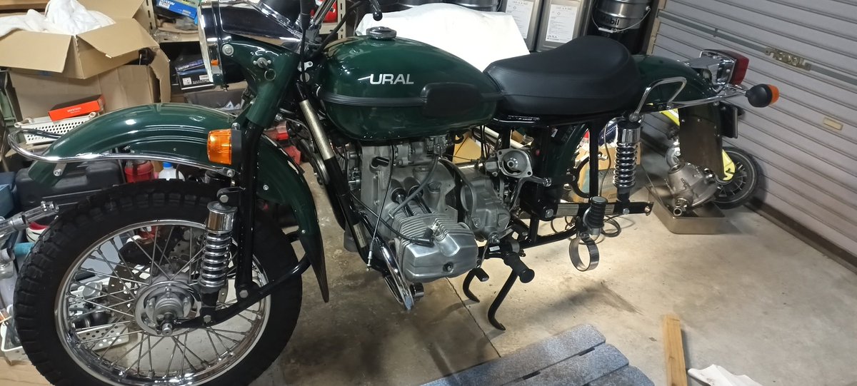 3909_4218's tweet photo. 2008年式のural
長期非稼働から公道復帰すべく整備中… https://t.co/Oa8hSjkJLW