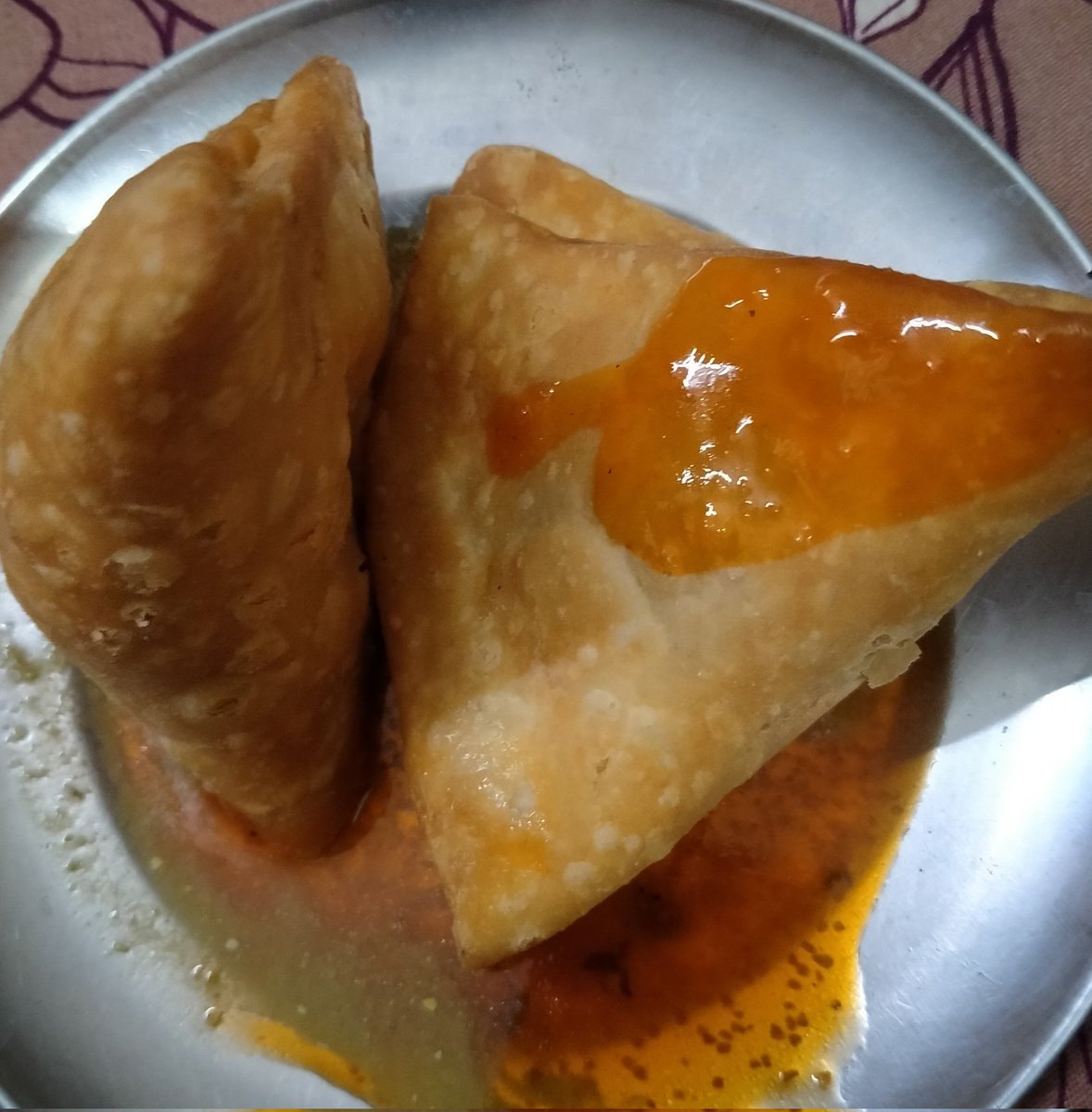 सिंघाड़ा कहते हैं इधर...😌❤️