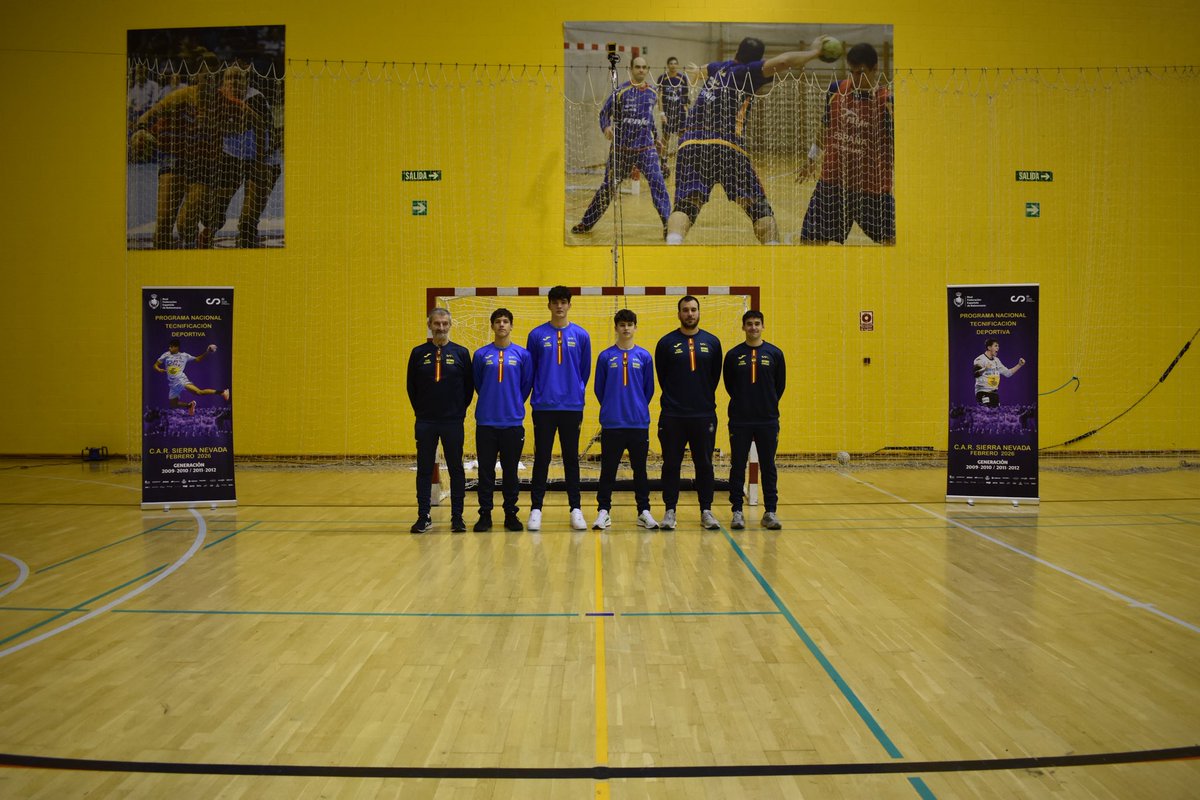 FEDERACIÓN NAVARRA DE BALONMANO tweet media