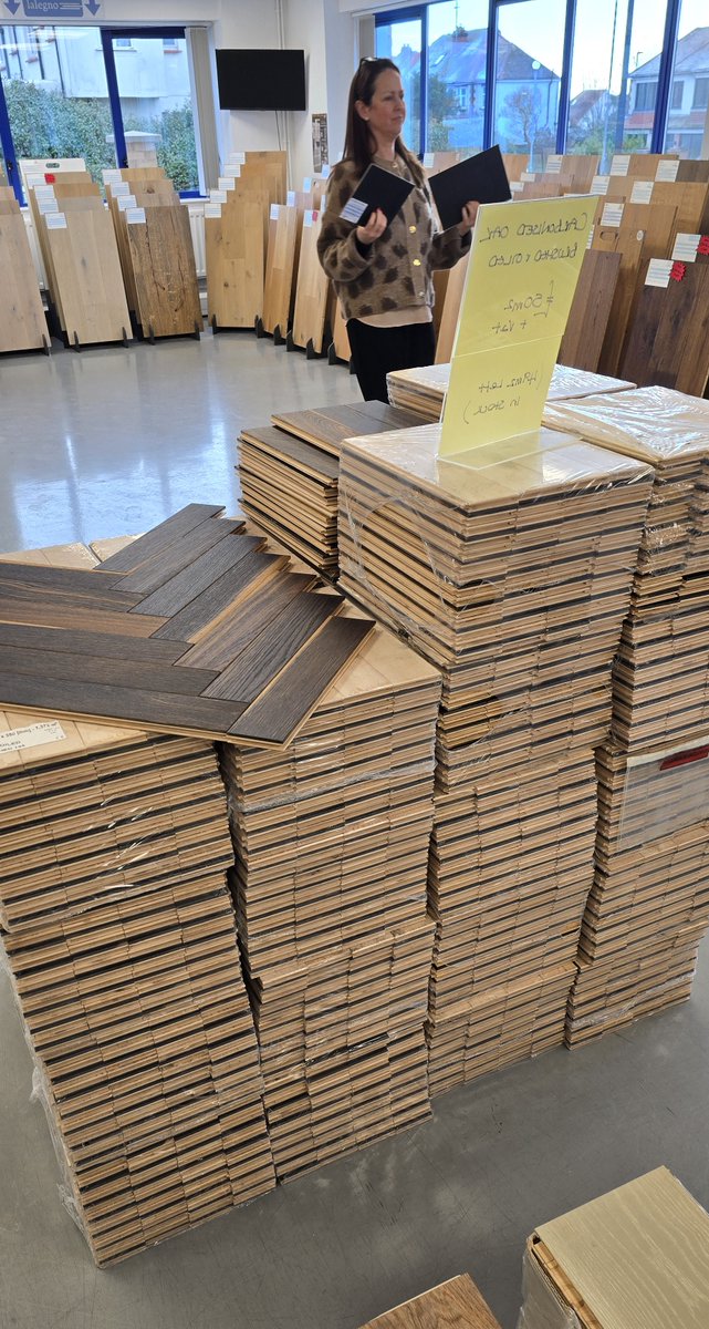 CityWoodFloors's tweet image. 🔥 End-of-Line Clearance! 🔥
Exquisite Carbonised Oak Parquet
Smoked • Brushed • Natural Oiled
📏 15/4 x 70 x 350mm
Only 49m² remaining and now at an amazing £45/m² + VAT
Premium character, timeless parquet style, and once it’s gone… it’s gone.
#ClearanceSale