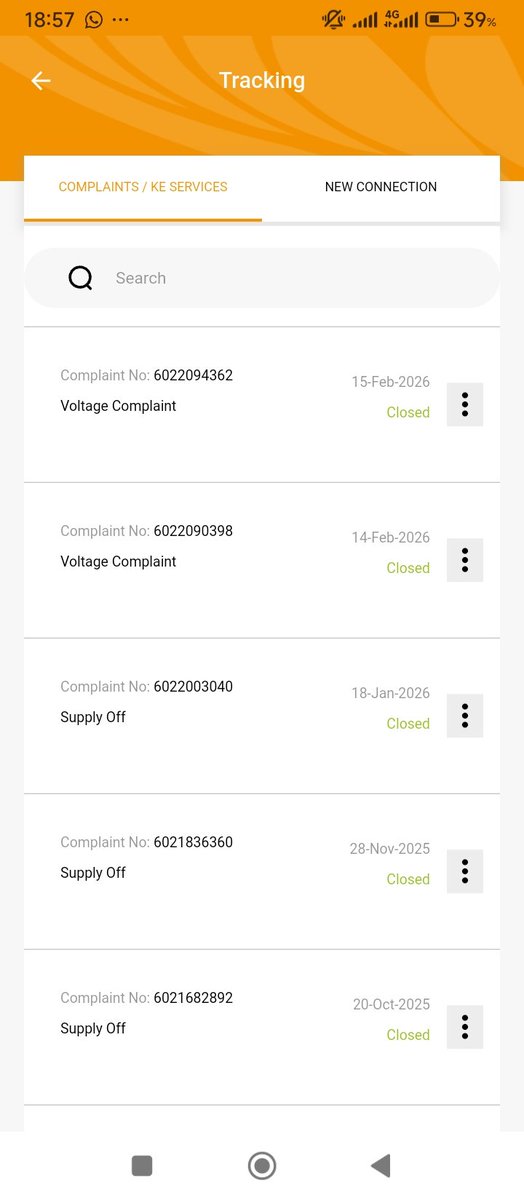 Basit_Tweets's tweet photo. @KElectricPk Allah ki lanat barsay tum behis logon par. First it was long hours of no supply unscheduled loadshedding now for the past three days its supply with almost no voltage, this is even more dangerous to appliances. Also complaints are being auto closed with resolving. https://t.co/O7VpYhaG2l