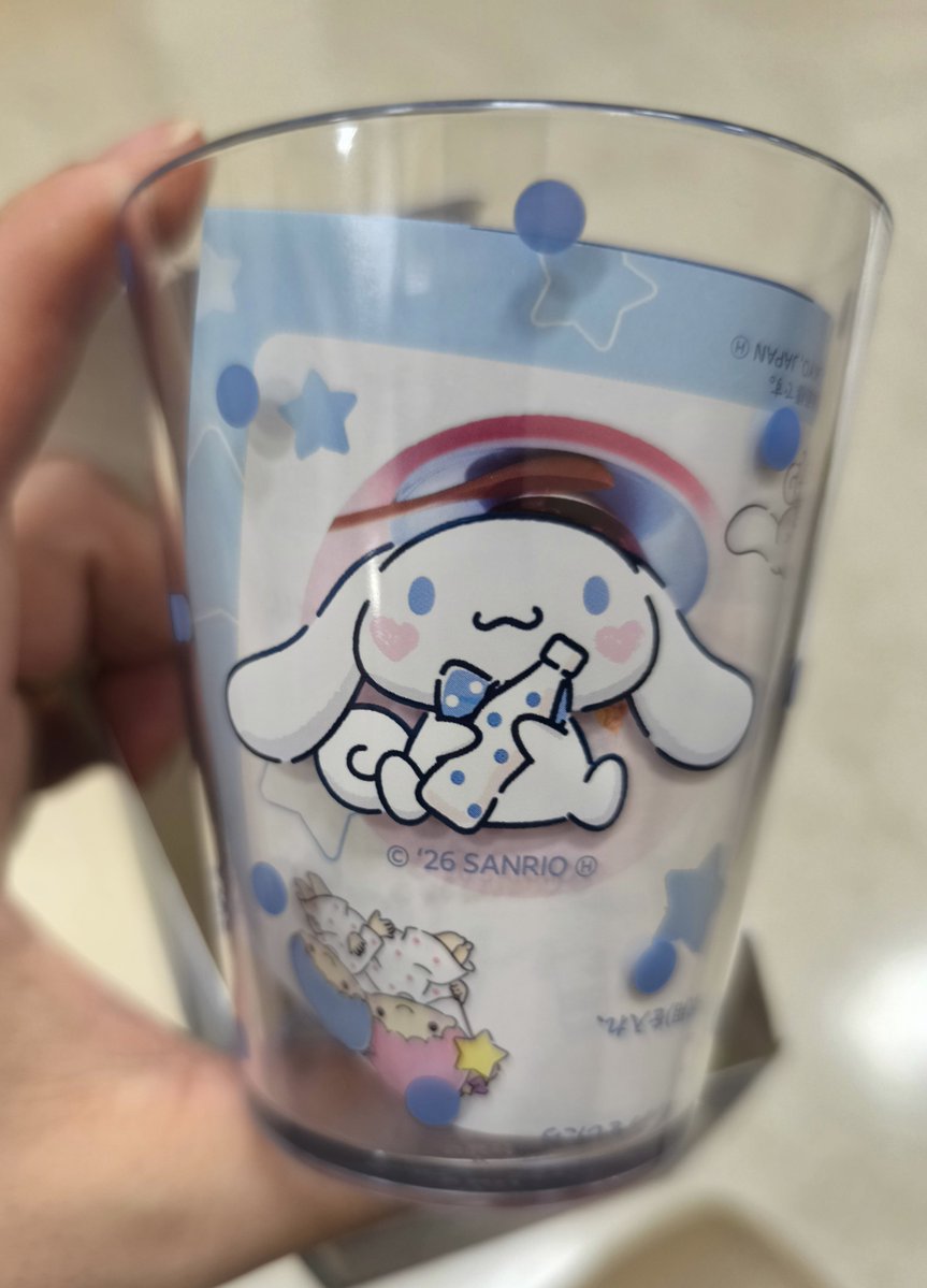 シナモンだけ開けたけど、裏面もかわいい😇