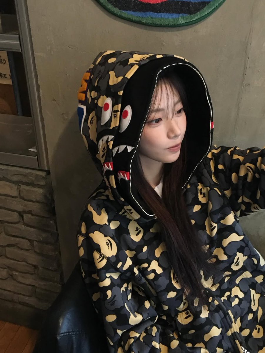 베이프와 함께일 때 아름다운 여자
#베이프연락주세요