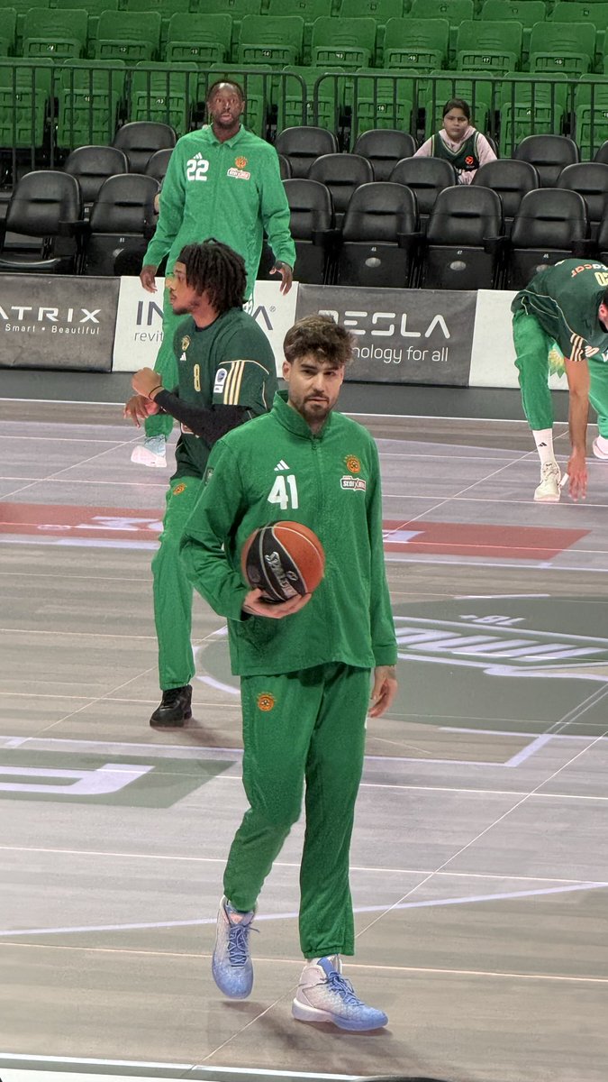 GLivanos's tweet image. Το μόνο παλικάρι που πραγματικά τον λυπάμαι για το πόσο επαγγελματίας είναι. 
Ο μόνος που εκπροσωπεί όλα όσα πρεσβεύει ο σύλλογος. 
Δεν μας αξίζεις. 
@juanchiviris41