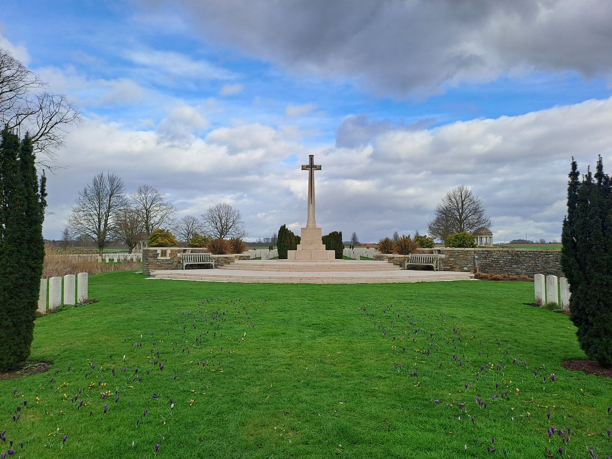 Beth Moore tweet media