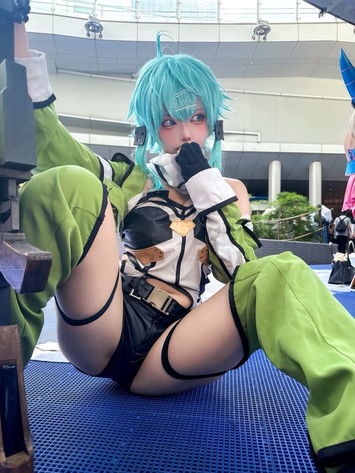 Twitterのコスプレ画像18