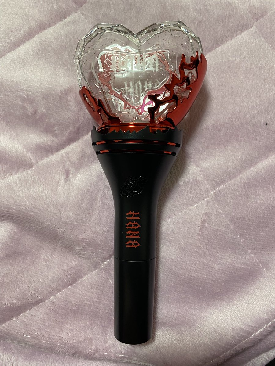 HANAのペンライト届いてた！かわいい😍 #HANA