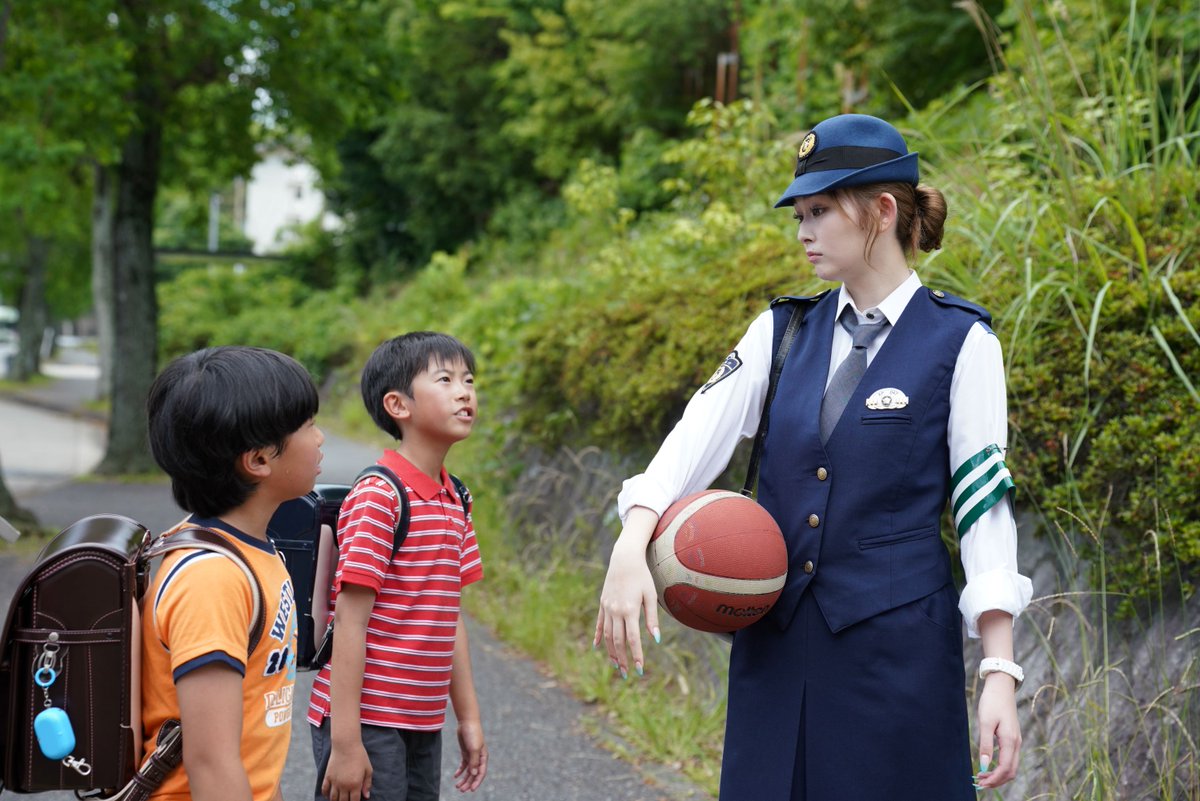 oricon's tweet photo. ゆうちゃみ、メインキャストで映画初出演✨️
仮面ライダーG6に変身「ドッキリちゃうん？」

【コメントあり】
https://t.co/0mjz9fEcw1

#仮面ライダーアギト #アギトー超能力戦争ー @yuuna09082424_ @kashu_toshiki @agito_movie https://t.co/4leJzAv19T