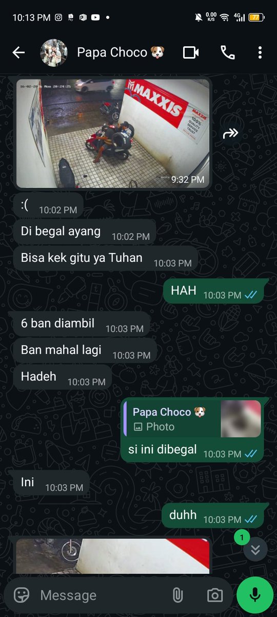 xhitine's tweet photo. Ada-ada aja cobaan malam imlekan yang seharusnya kembang apian, malah kena sial gini. Help guys! Harus gimana yaa selain berpasrah 😭🙏 https://t.co/SZf7pSyswK