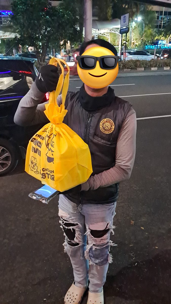 istrisahnyapaji's tweet photo. Today’s pickup sold 4 packs vitaberry + 1 white berry.
Varian vitaberry sold out ya guyss❌
Akan available lagi tanggal 19 februari✅
Yang mau bisa list dri skrg yaaa https://t.co/wSOqsk2K6V