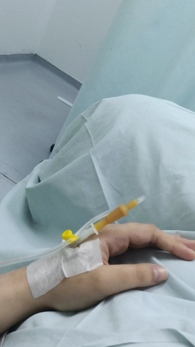 سُلا. tweet media