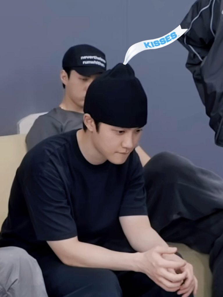 CaptainLi666's tweet photo. 好时巧克力🍫

#도경수 #DOHKYUNGSOO #KYUNGSOO #都暻秀 #DO(D.O.) 
@weareoneEXO
@DOHKYUNGSOO_X https://t.co/uj5dNI64Q0