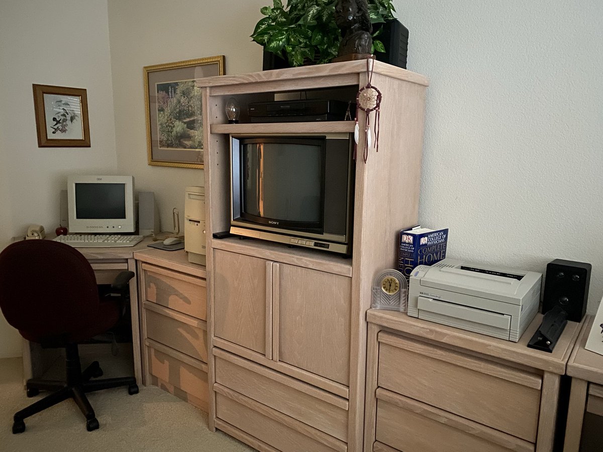 SASQUATCHINTIME tweet media