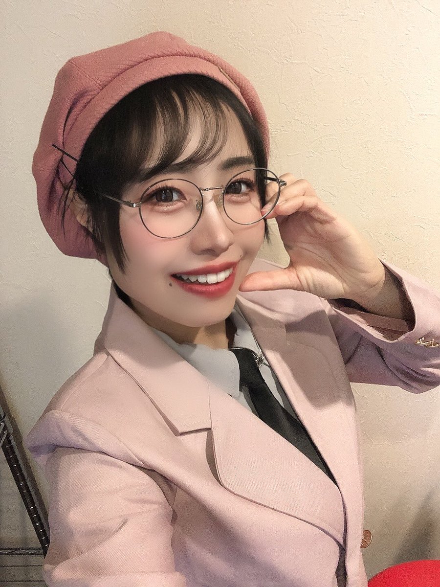 須濱𣜿（スハマユズリハ）@今年で34歳だよ💚 (@suhama_yuzuriha