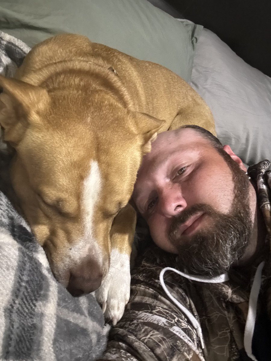broken748674's tweet photo. It's us against the world my boy! Let's go bite people love you moose your my constant thank you buddy I appreciate you https://t.co/IBoLcJhraZ