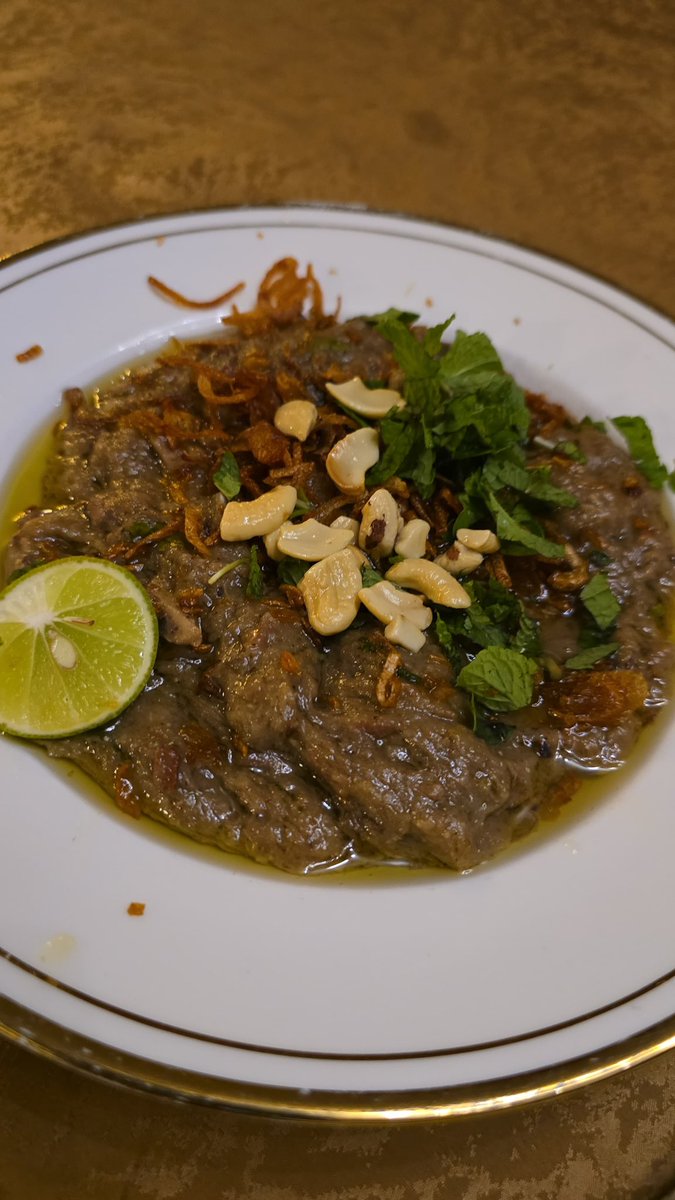 ursmohan_kumar's tweet photo. #Sarvi Haleem 😋 https://t.co/ovSMu1hqic